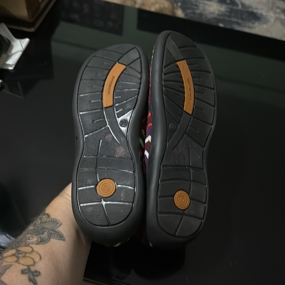 MOLAS4U Colorful Kuna Molas Art Vegan Flats Slip-on Shoes NWOB Size 9 UK 39 - Picture 7 of 9